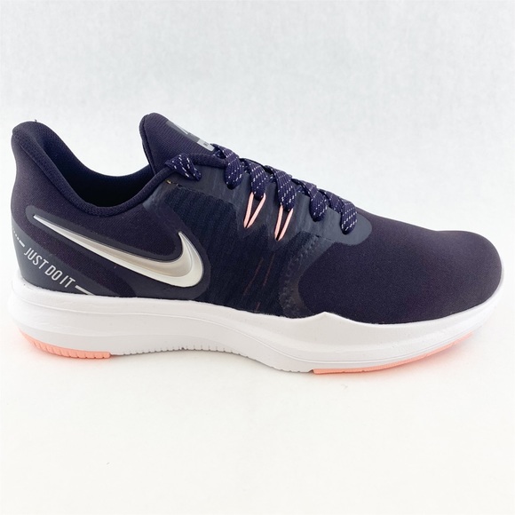 Nike Women's In-Season TR 8 - NWT - Picture 1 of 7